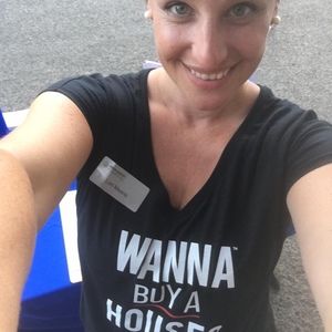 Meet your Posher, Lori